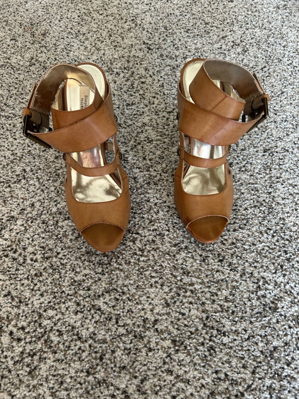 Vera Wang Women's Tan Strappy Peep-Toe Heels